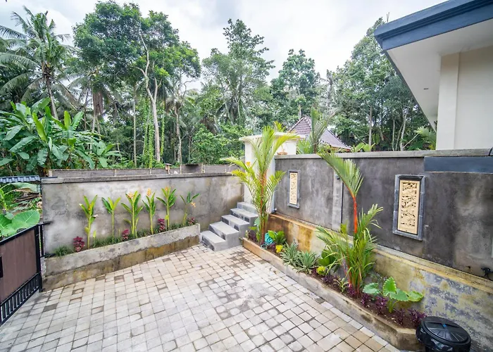 Maha Gunung 3*